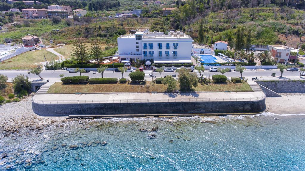 Tourist Hotel Cefalù